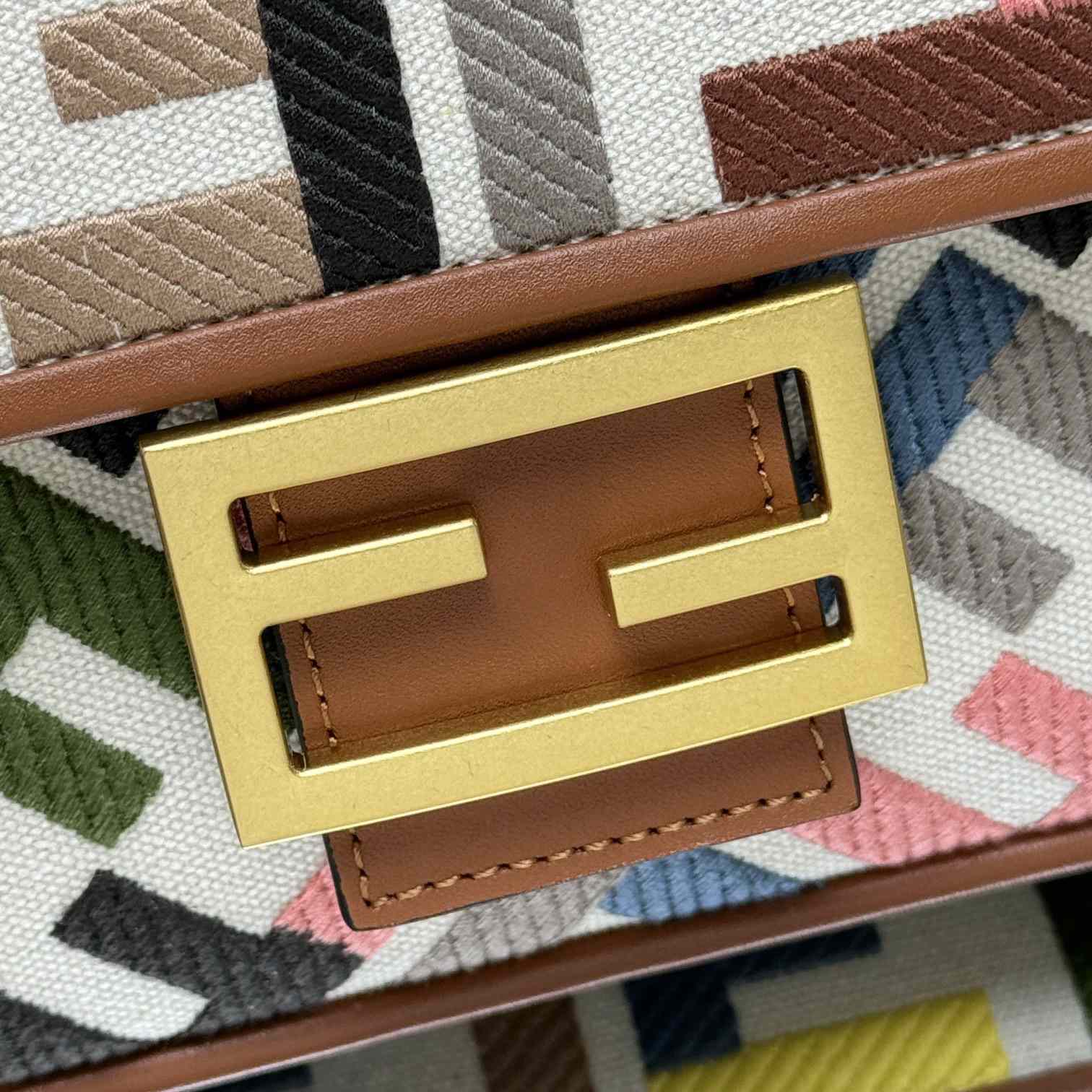 Fendi Canvas Bag (26x13x6cm) - FashionPlug