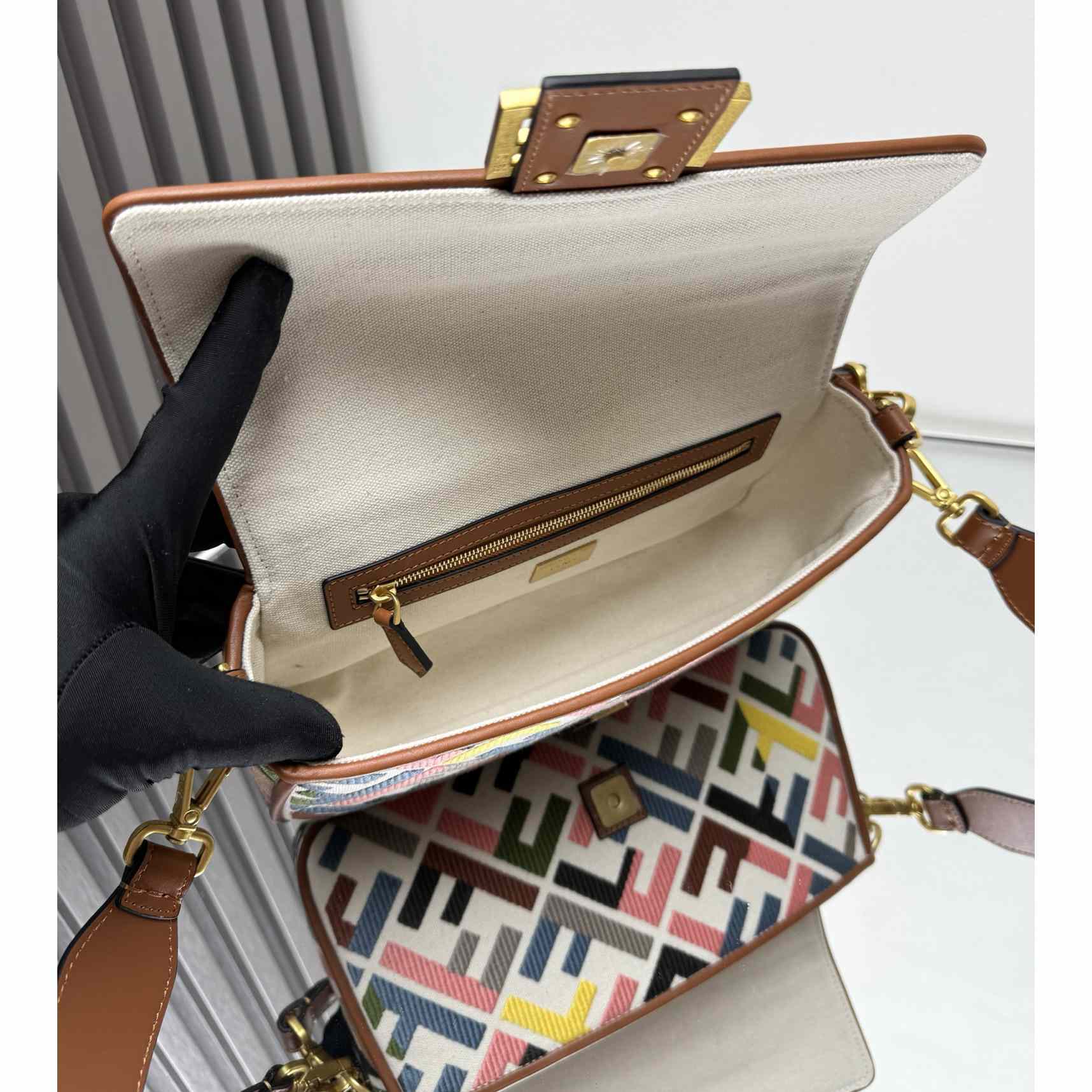 Fendi Canvas Bag (26x13x6cm) - FashionPlug