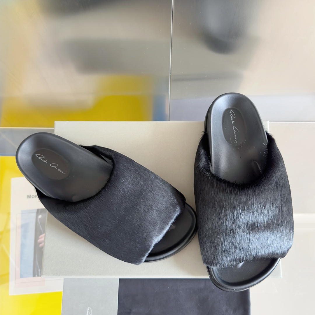 Rick Owens Slide In Black - FashionPlug