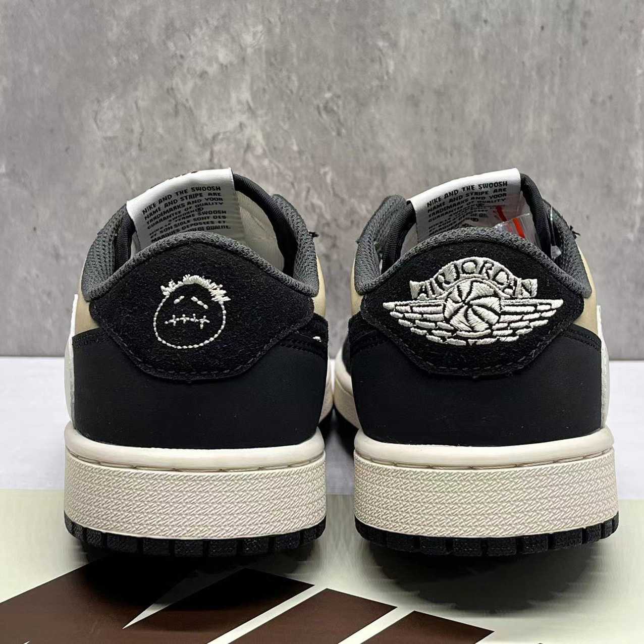 ​Travis Scott X Jordan 1 Low Sneaker   DM7866-201 - FashionPlug