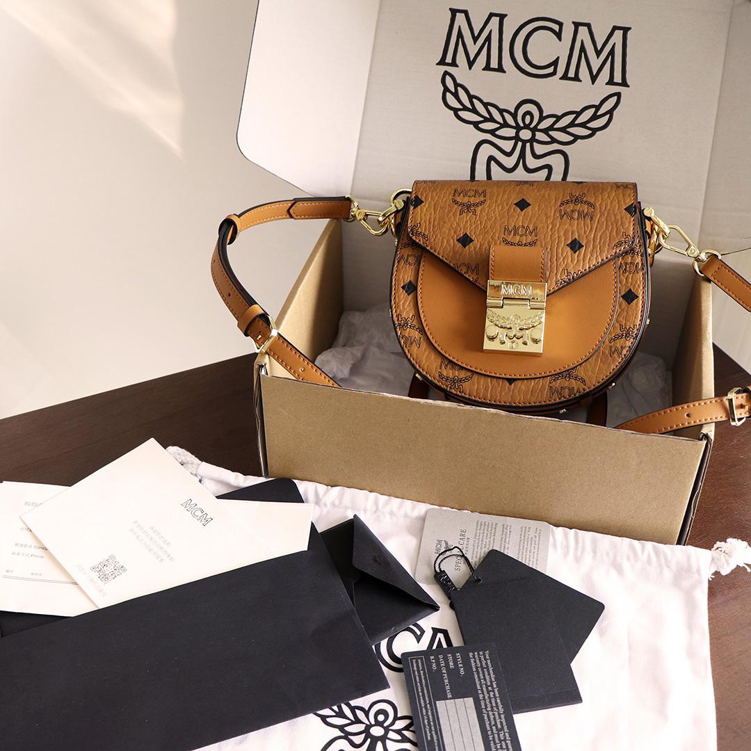 MCM Tracy Shoulder Bag  (18-18-7cm) - FashionPlug