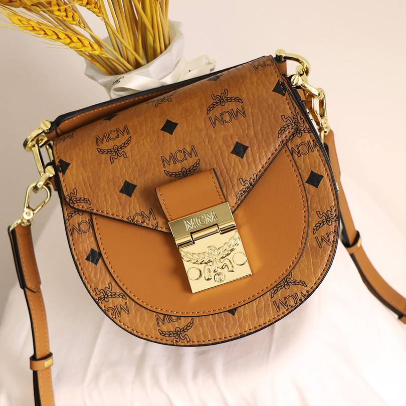 MCM Tracy Shoulder Bag  (18-18-7cm) - FashionPlug