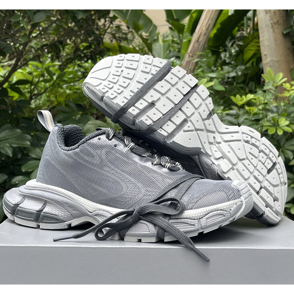 Balenciaga 3XL Sneaker - FashionPlug