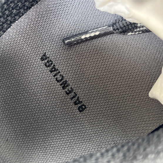 Balenciaga 3XL Sneaker - FashionPlug