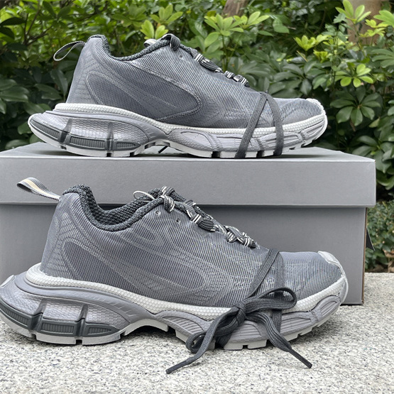 Balenciaga 3XL Sneaker - FashionPlug