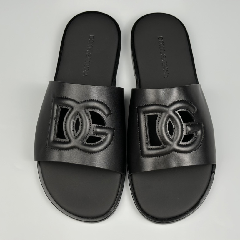 Dolce & Gabbana Calfskin sliders - FashionPlug