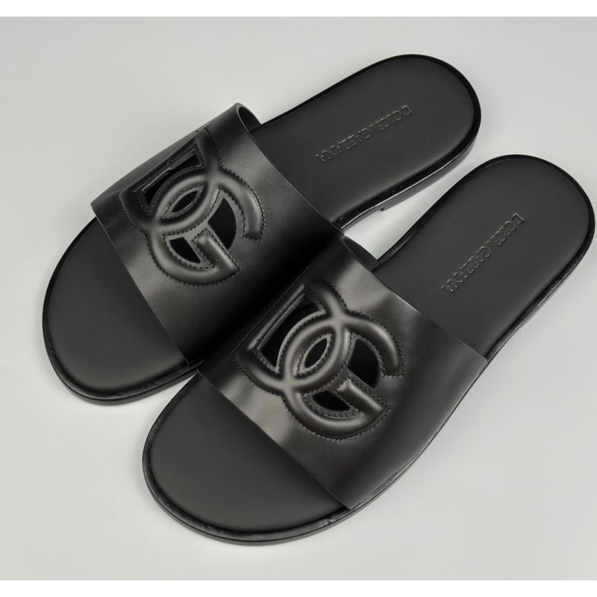 Dolce & Gabbana Calfskin sliders - FashionPlug