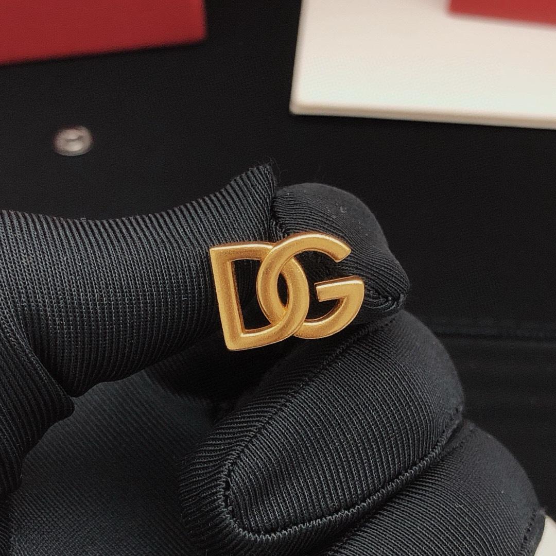 Dolce & Gabbana Earrings - FashionPlug