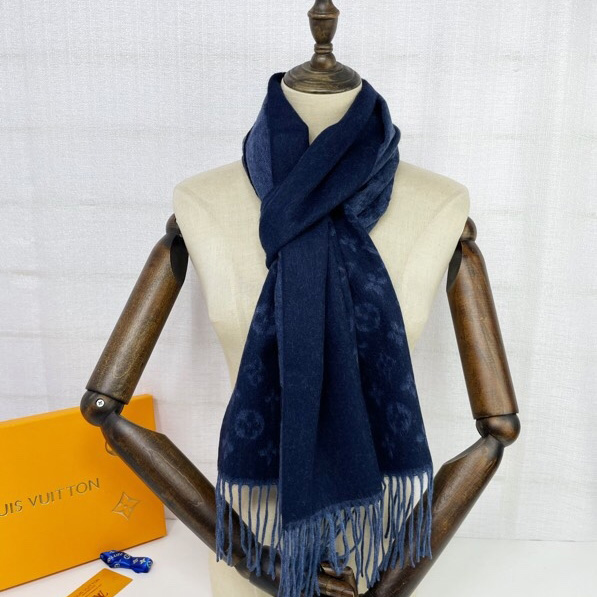 Louis Vuitton LV Essential Scarf - FashionPlug