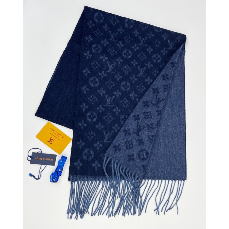 Louis Vuitton LV Essential Scarf - FashionPlug