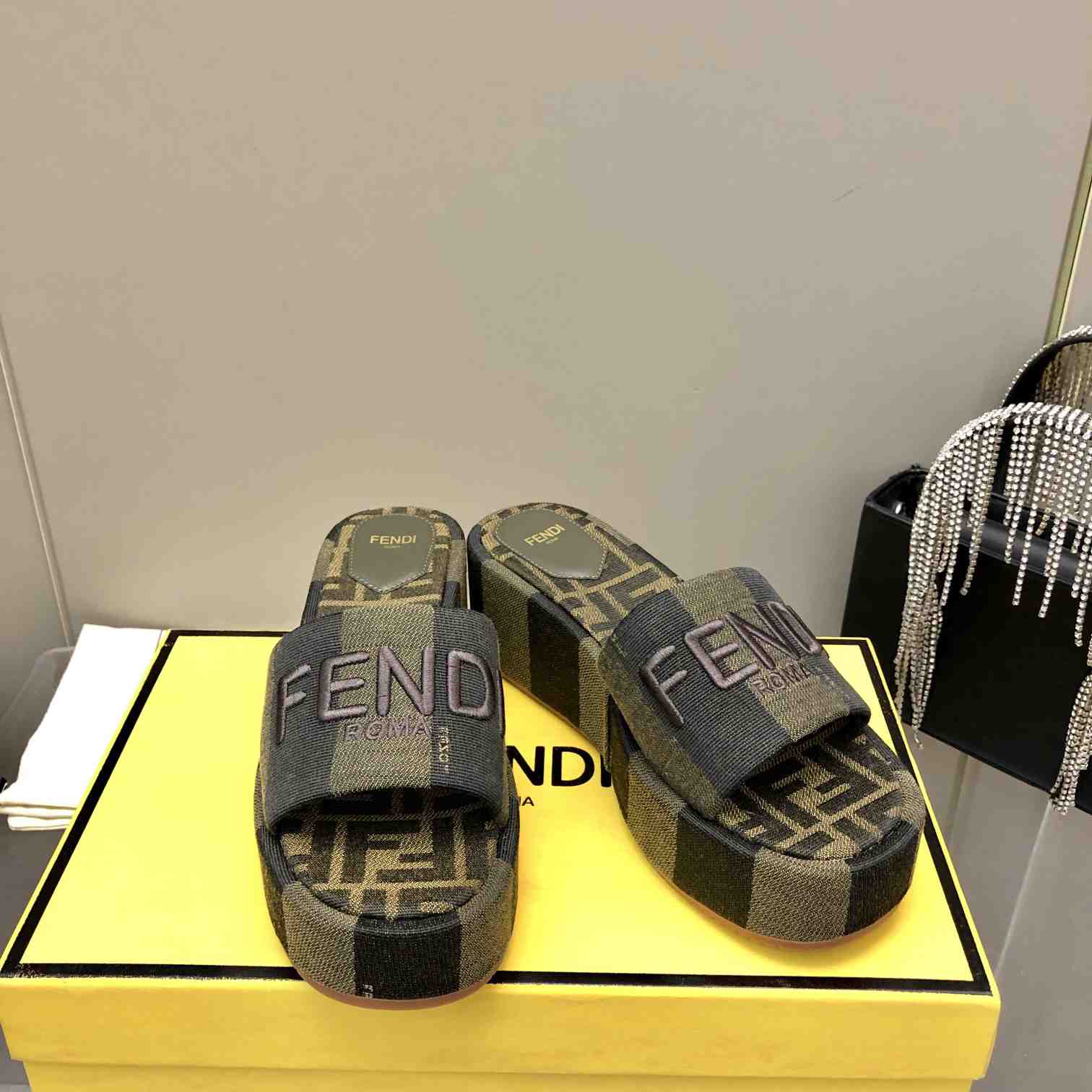 Fendi Sunshine Brown Fabric Flatform Slides - FashionPlug