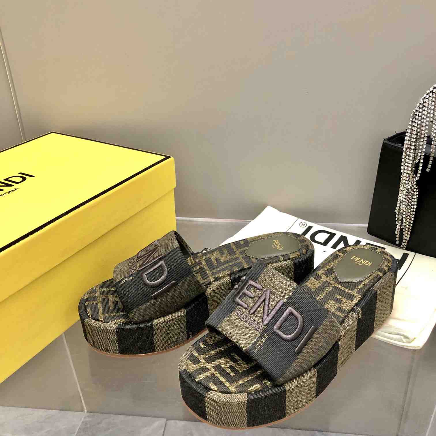 Fendi Sunshine Brown Fabric Flatform Slides - FashionPlug