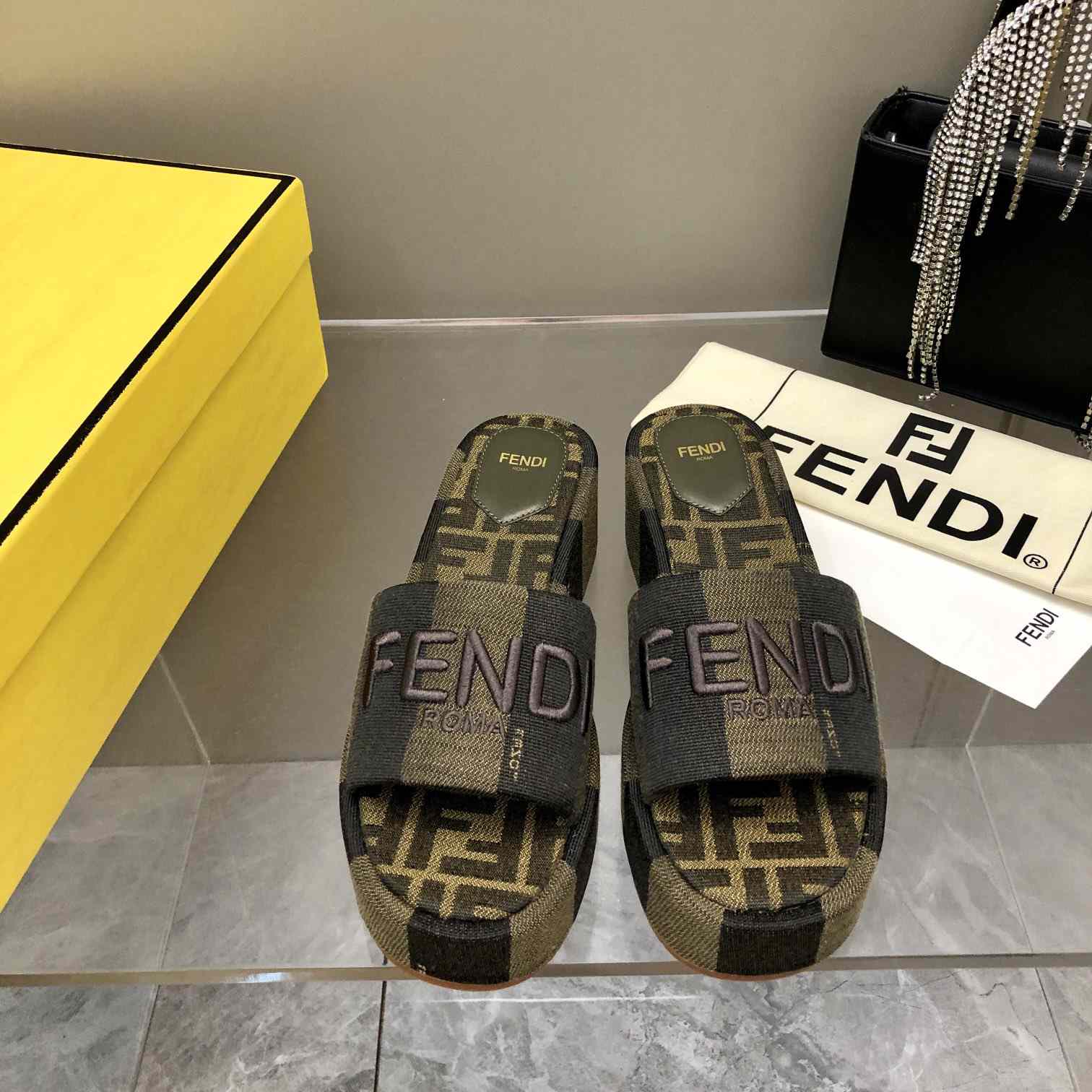 Fendi Sunshine Brown Fabric Flatform Slides - FashionPlug
