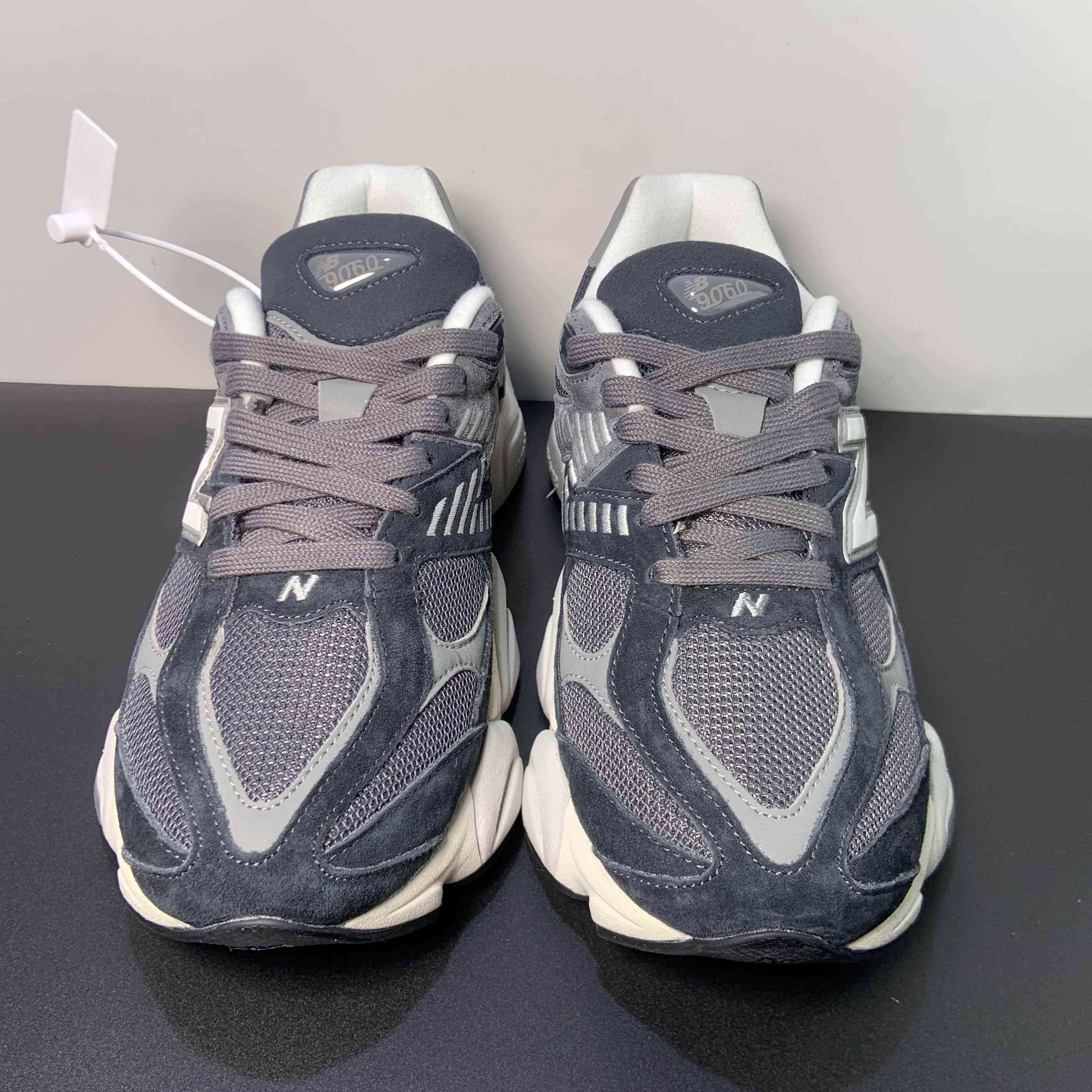 New Balance 9060 Sneakers      U9060JBM  - FashionPlug