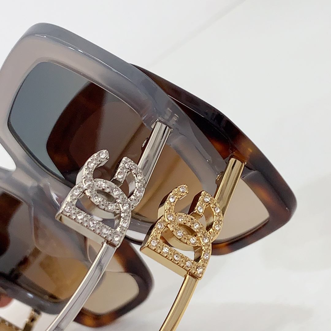 Dolce & Gabbana DG4468 Sunglasses       - FashionPlug