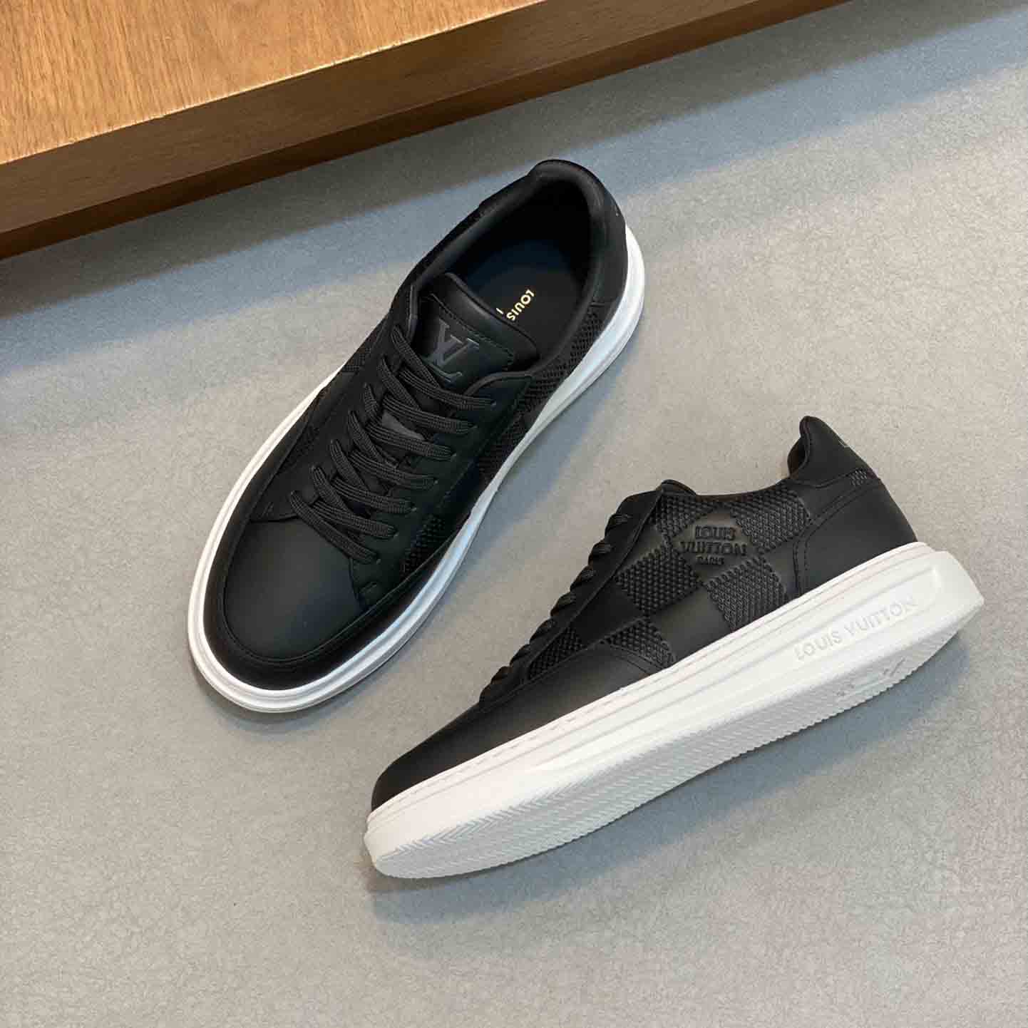 Louis Vuitton Beverly Hills Sneaker   1ACQGO - FashionPlug