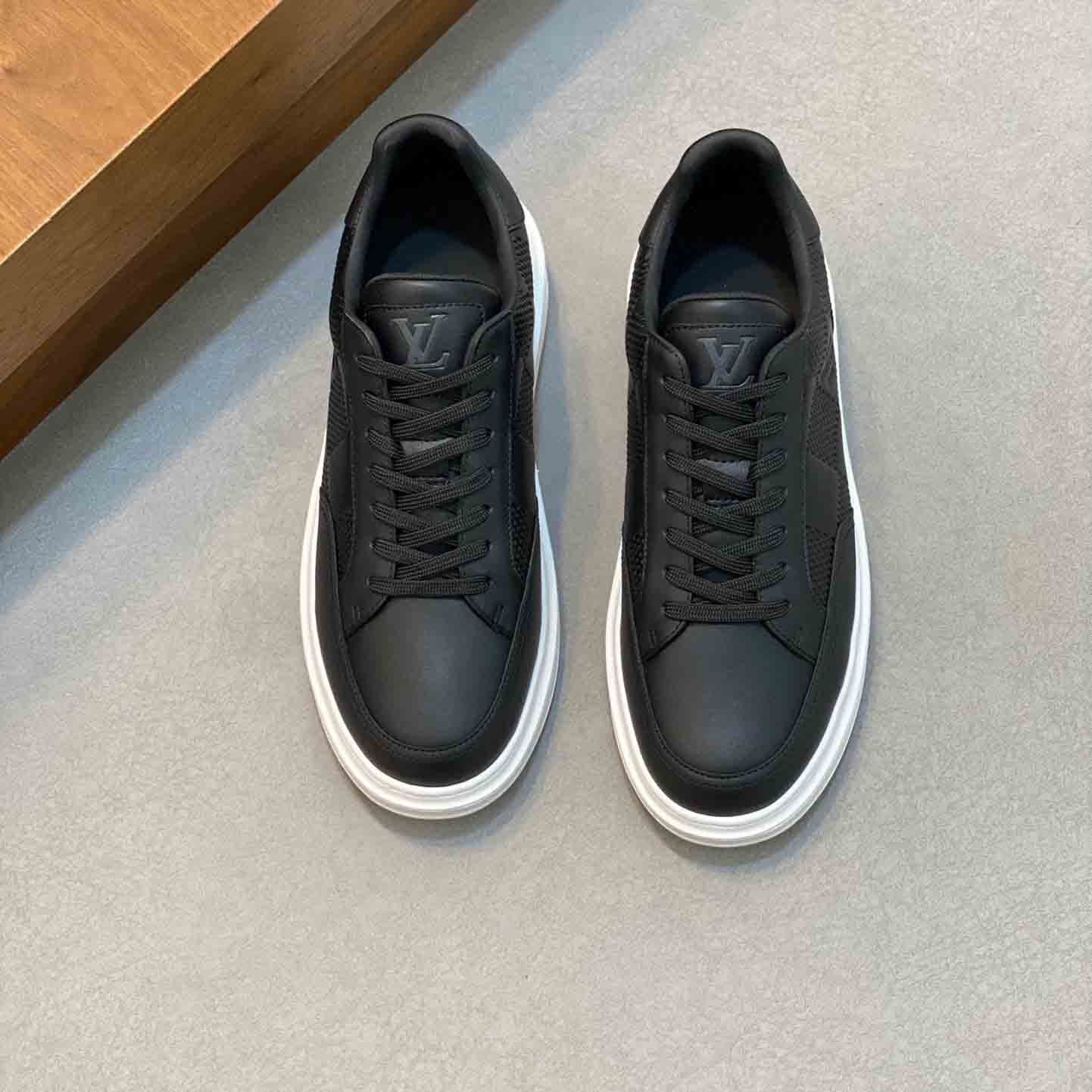 Louis Vuitton Beverly Hills Sneaker   1ACQGO - FashionPlug