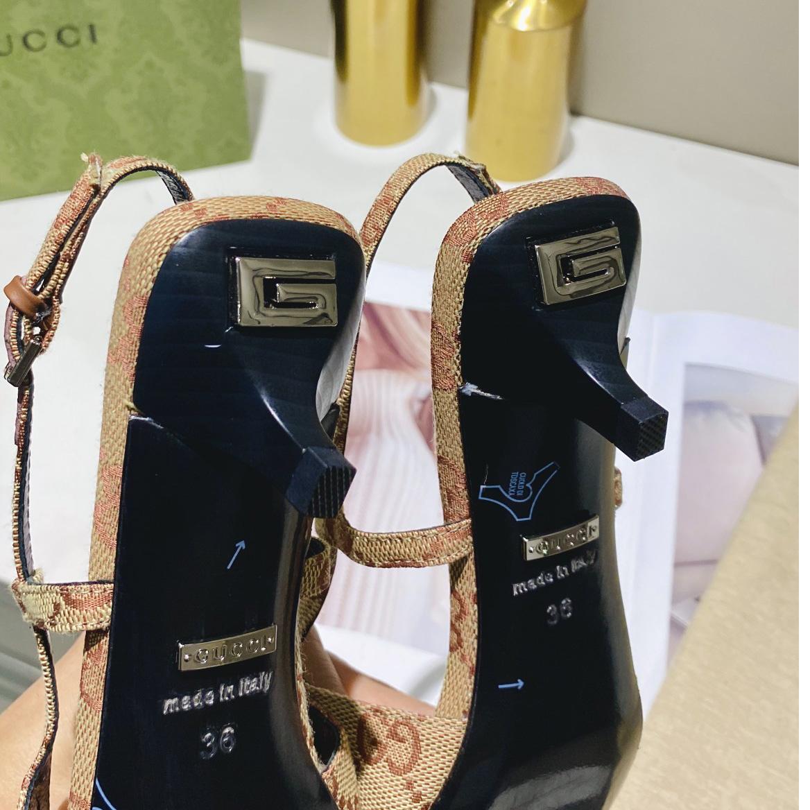 Gucci Women's GG Slingback Ballet Flat - FashionPlug