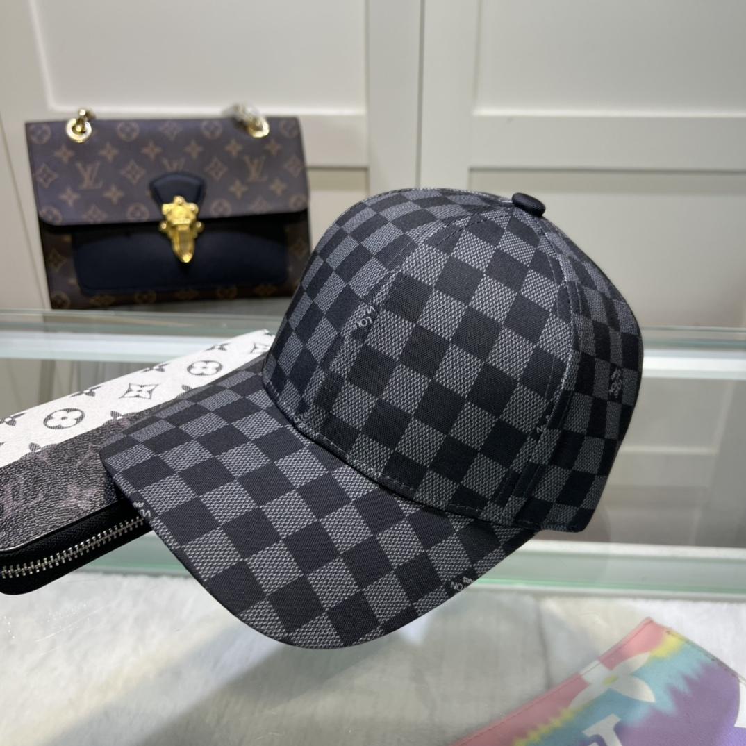 Louis Vuitton Cap - FashionPlug