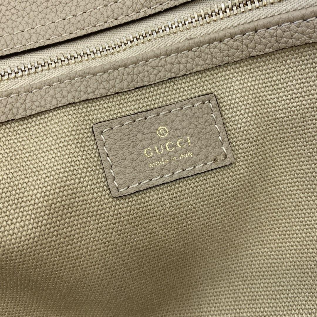Gucci Medium Tote Bag With Hook Closure - FashionPlug