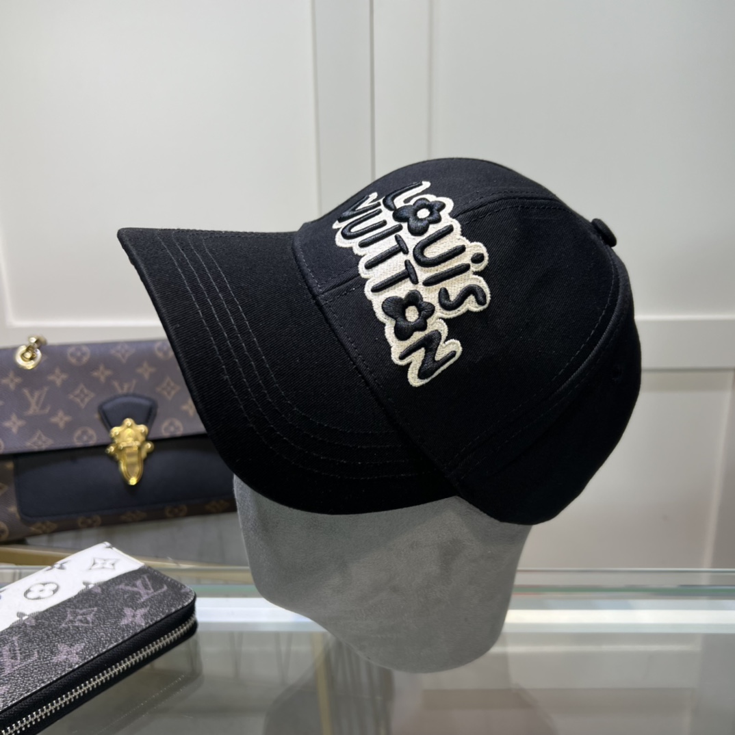 Louis Vuitton Cap - FashionPlug
