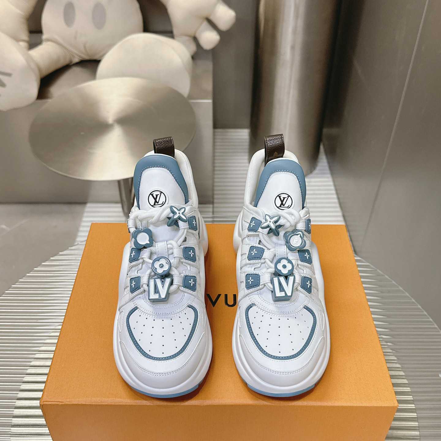Louis Vuitton LV Archlight Sneaker    - FashionPlug