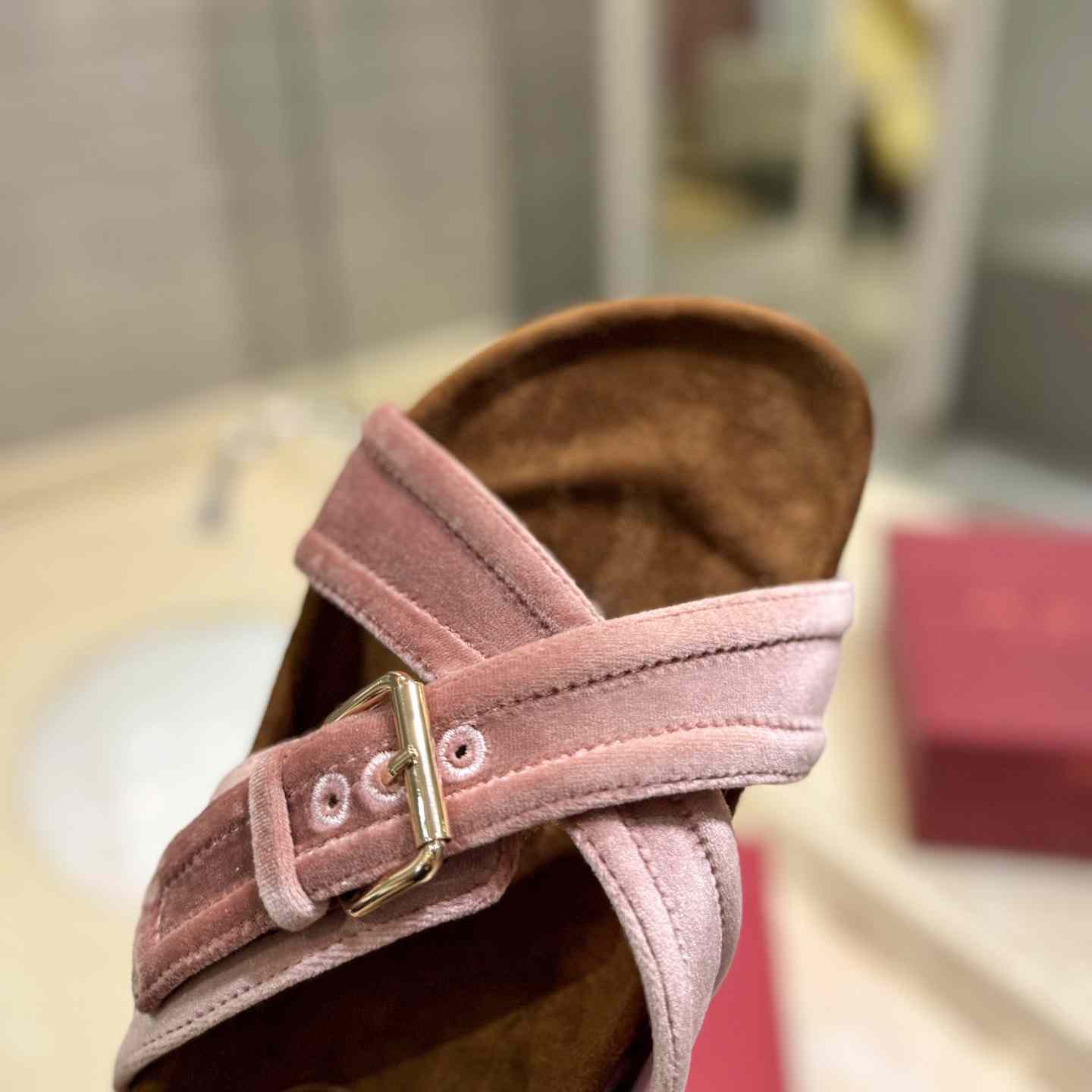 Valenti Fussfriend Velvet Slide Sandal  - FashionPlug