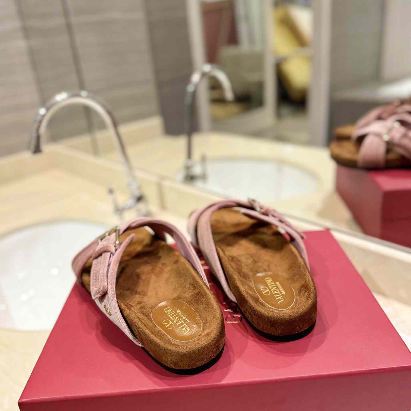 Valenti Fussfriend Velvet Slide Sandal  - FashionPlug