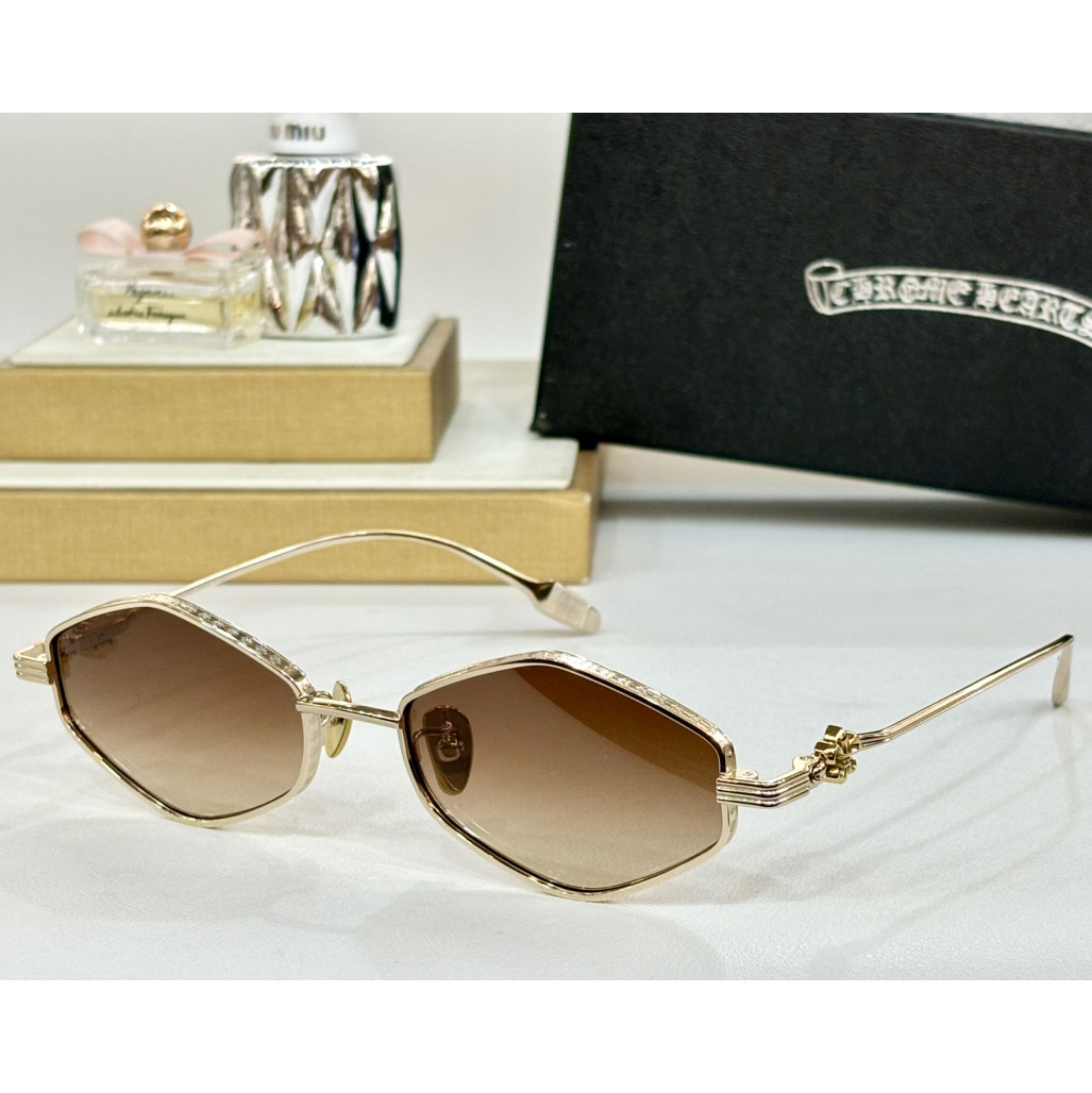 Chrome Heart CH8286 Sunglasses - FashionPlug