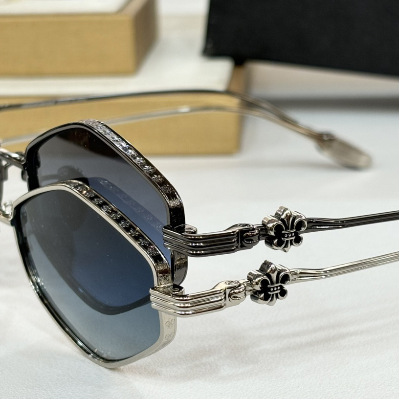 Chrome Heart CH8286 Sunglasses - FashionPlug