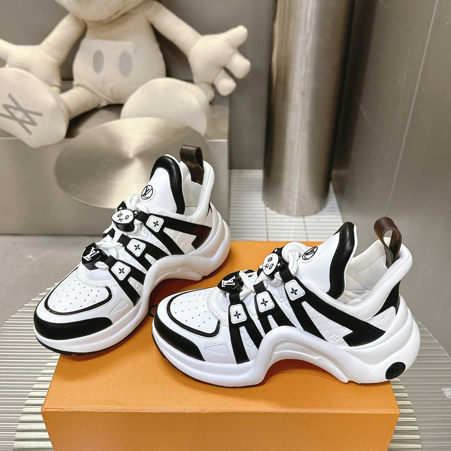 Louis Vuitton LV Archlight Sneaker    - FashionPlug