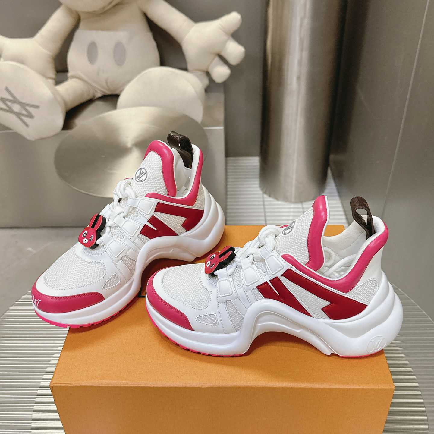 Louis Vuitton LV Archlight Sneaker    - FashionPlug