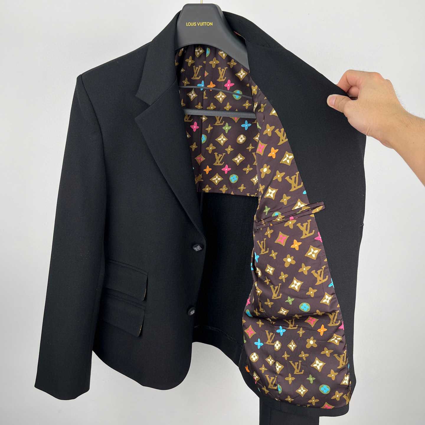 Louis Vuitton Embroidered Signature Wool Tailored Jacket   1AFRD1 - FashionPlug