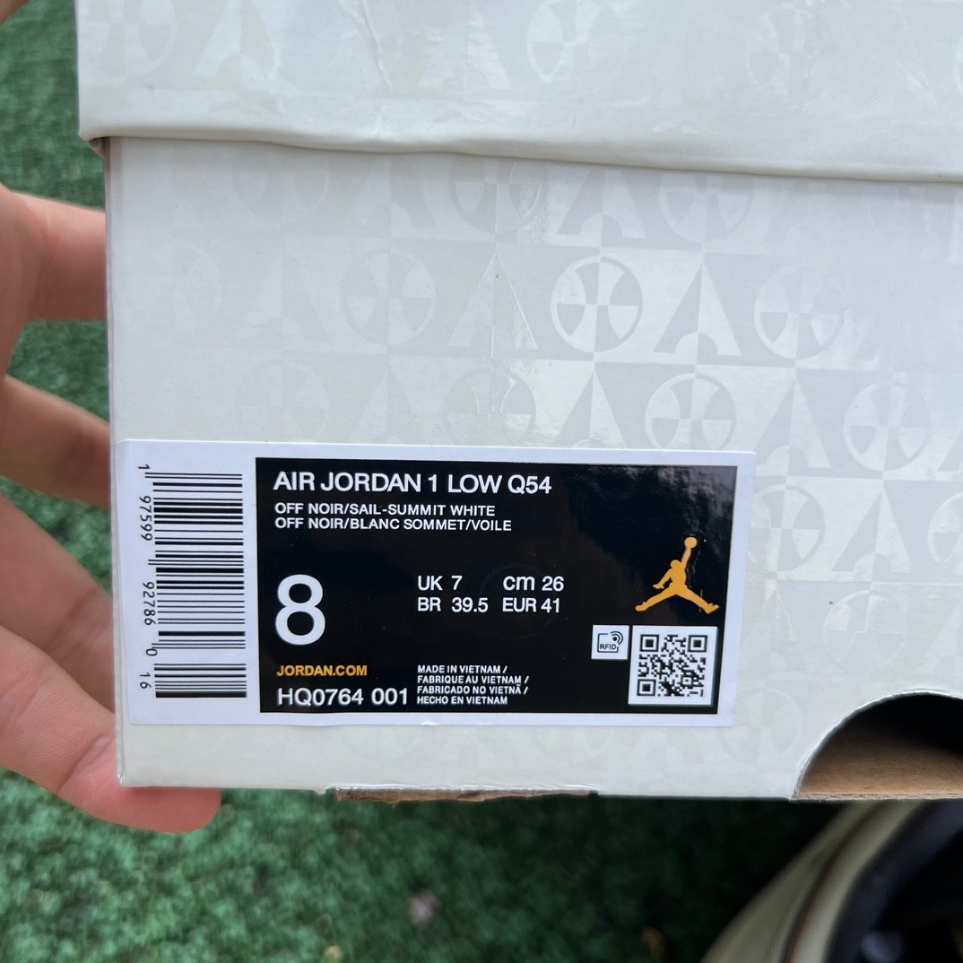 Air Jordan 1 LOW“Quai 54” Sneaker   HQ0764-001 - FashionPlug