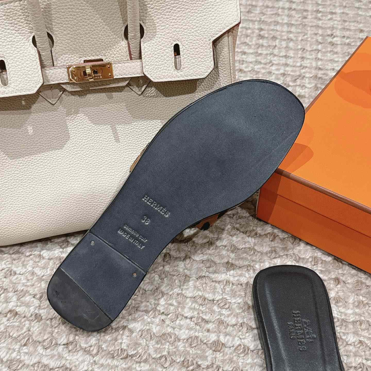Hermes Oran Sandal - FashionPlug