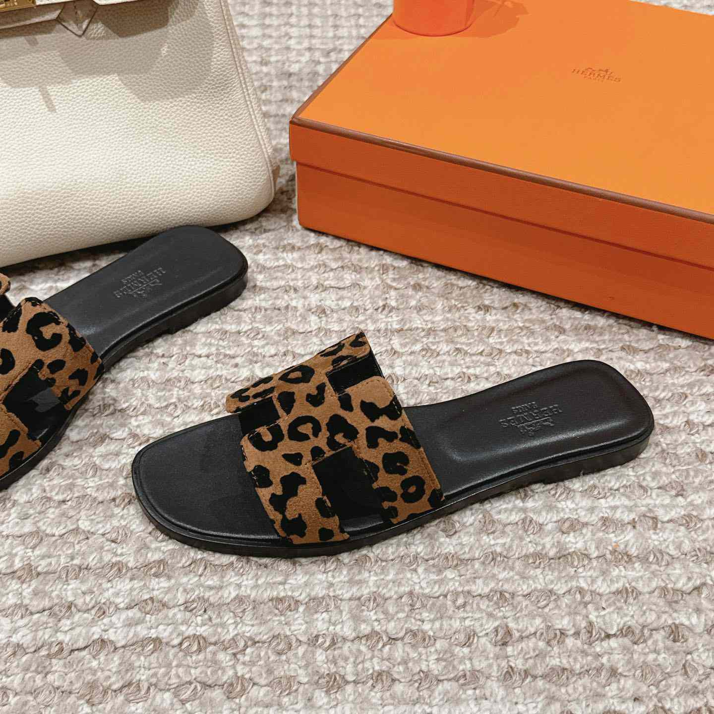 Hermes Oran Sandal - FashionPlug