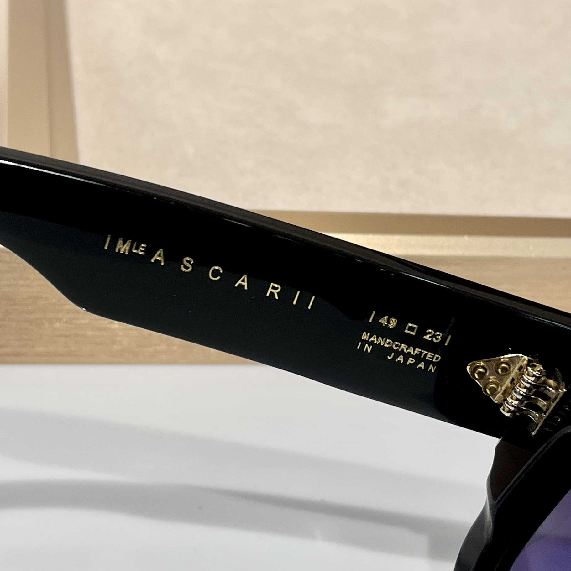 Jacquemus ASCARII Sunglasses - FashionPlug