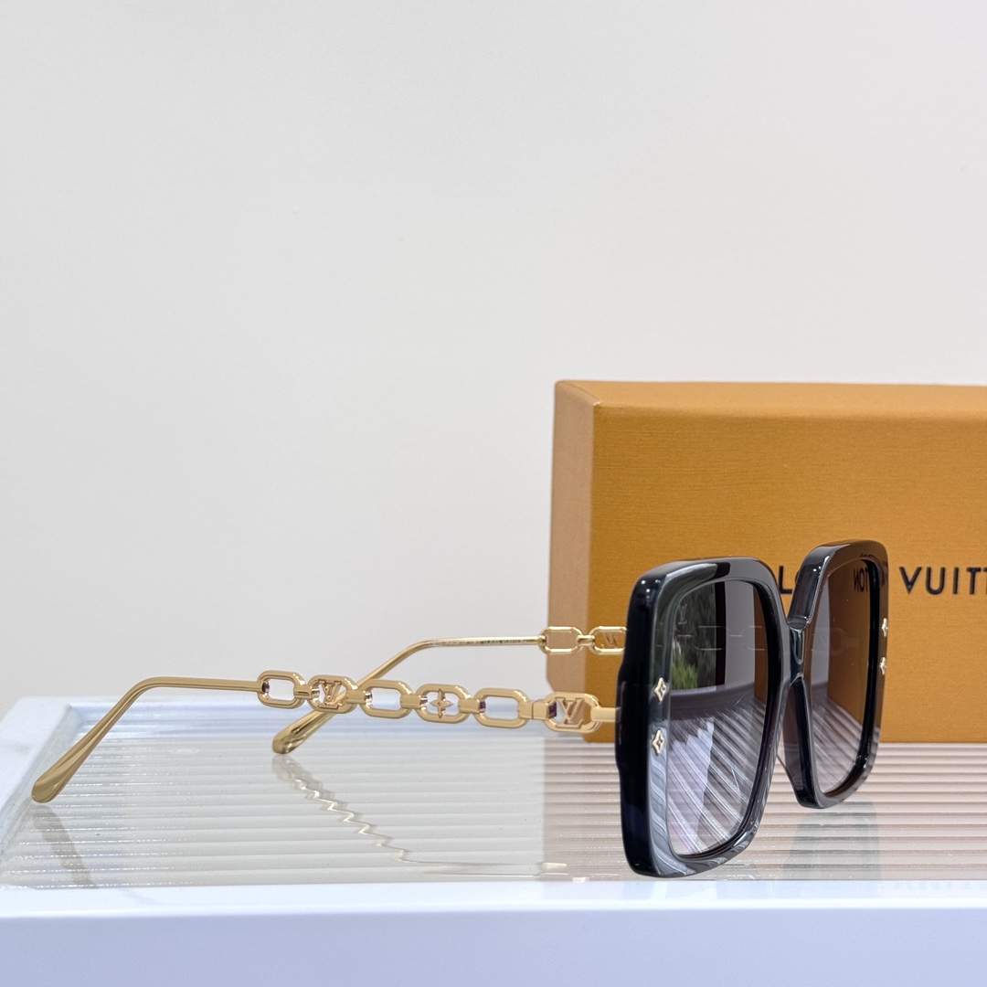 Louis Vuitton Z2107E Sunglasses    - FashionPlug