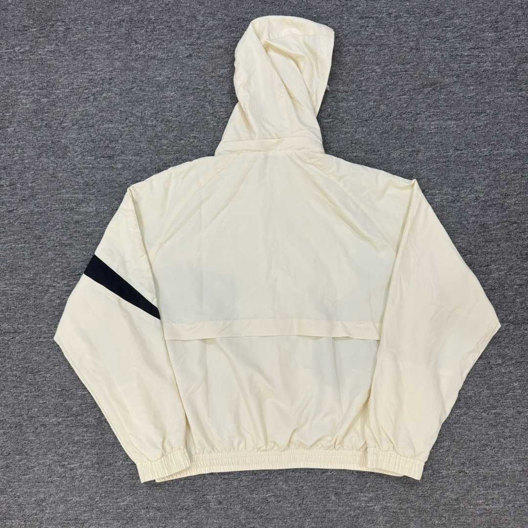 Nike Hooded Jacket - FashionPlug