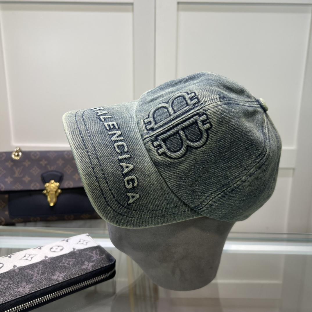 Balenciaga Cap - FashionPlug