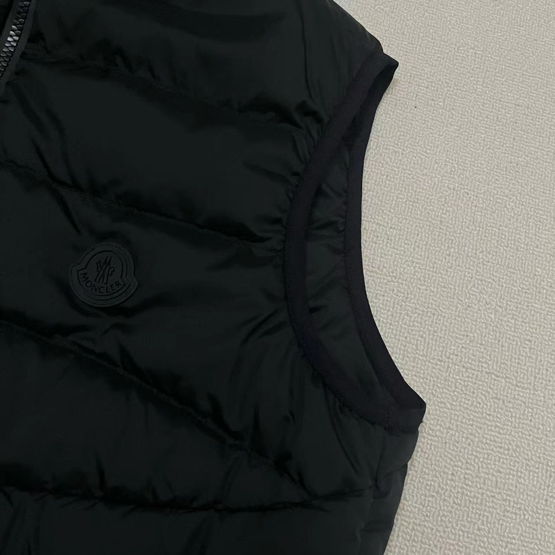 Moncler Nubiera Down Vest - FashionPlug