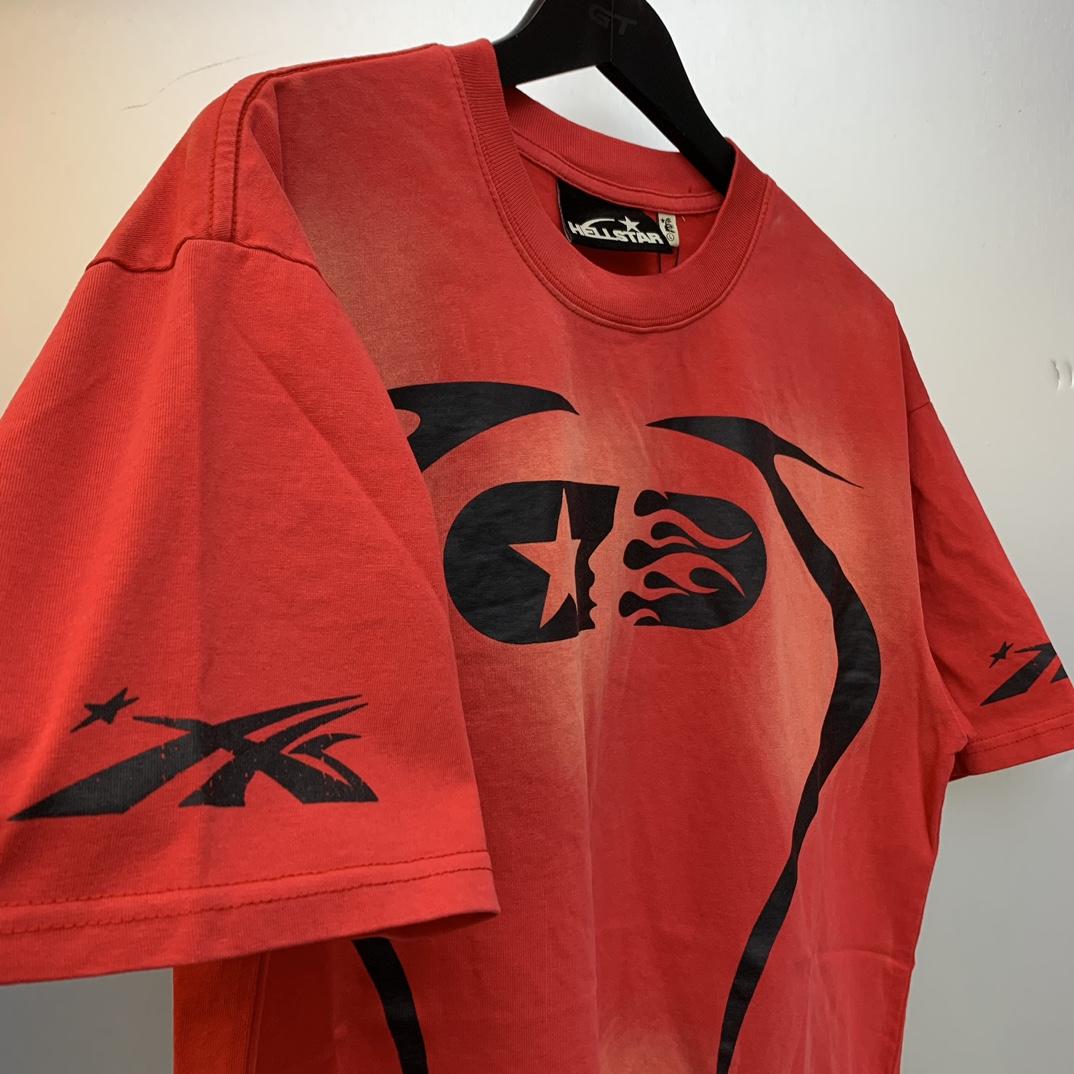 Hellstar Warm Up T-shirt - FashionPlug