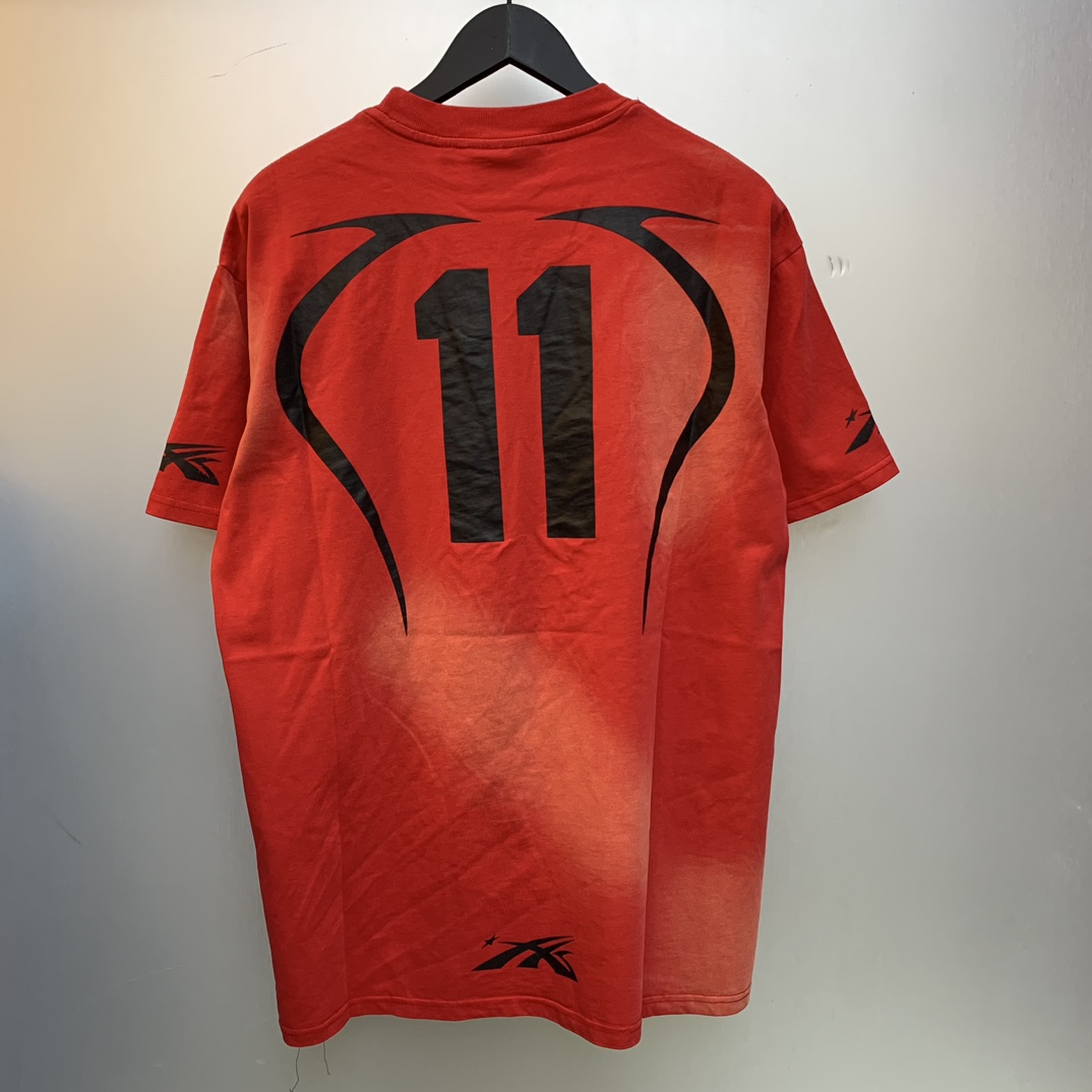 Hellstar Warm Up T-shirt - FashionPlug