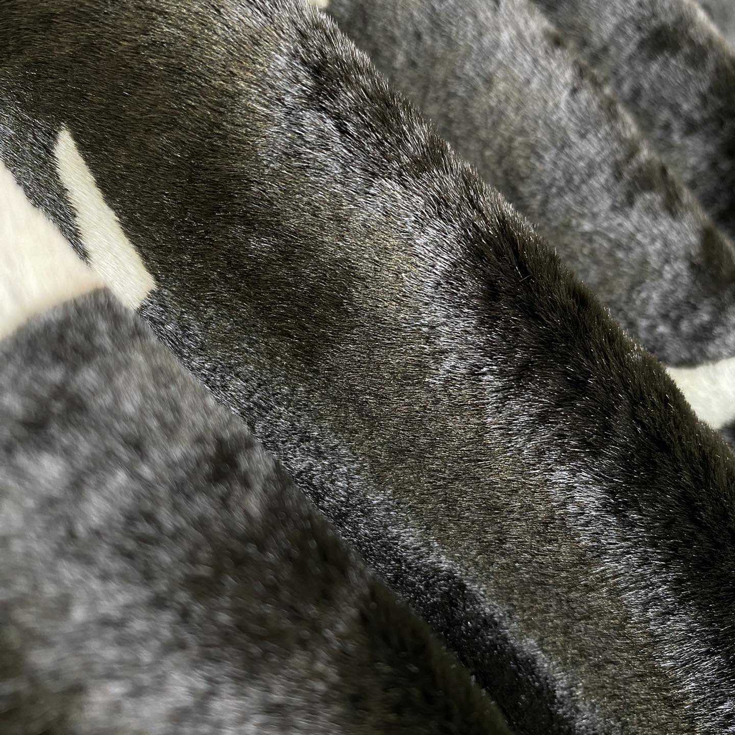 Louis Vuitton Monogram Mink Fur Zipped Hoodie  1AF390 - FashionPlug