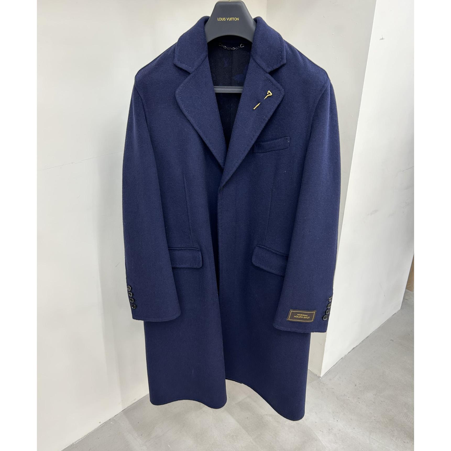 Louis Vuitton Doubleface Monogram Coat   1A7Y2U - FashionPlug