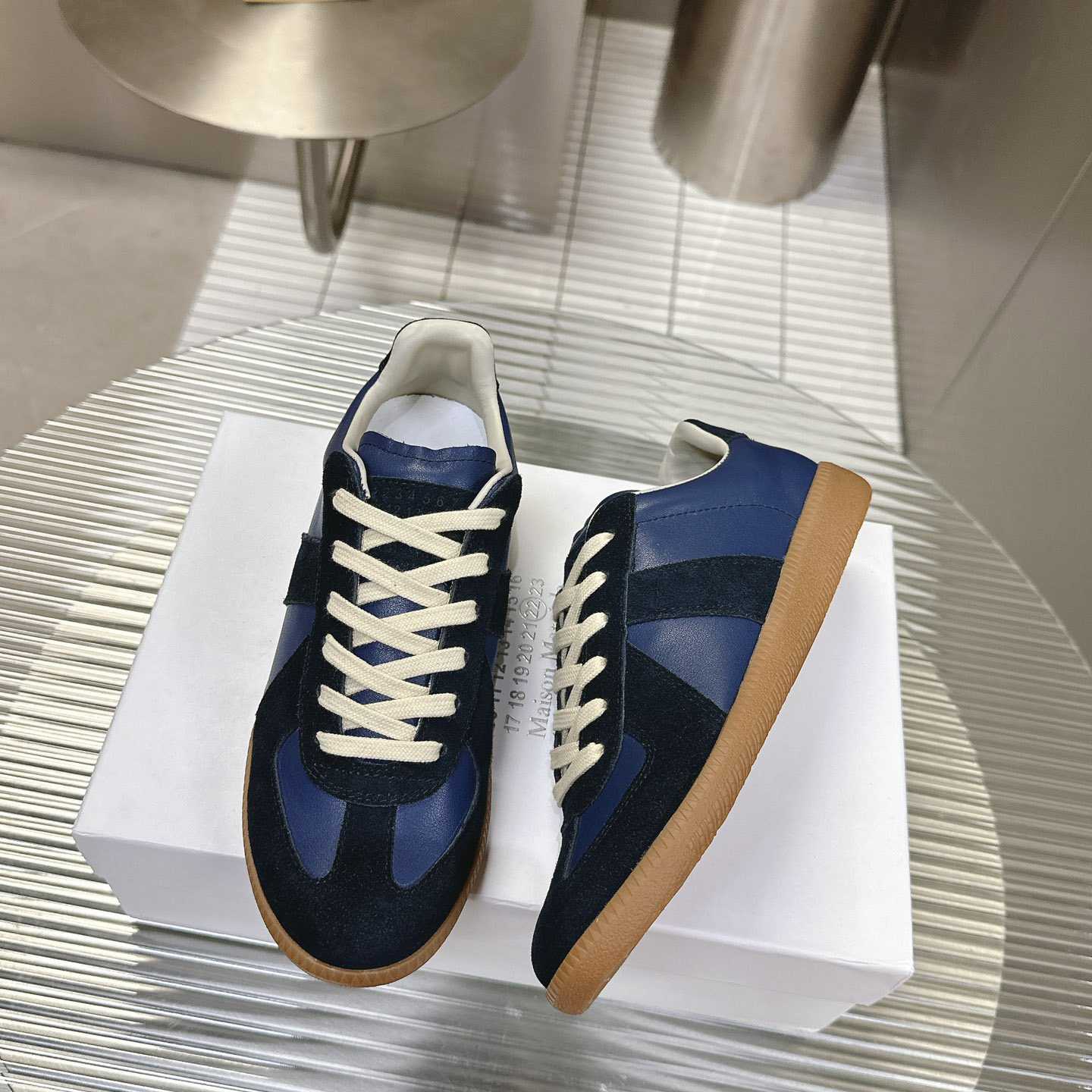 Maison Margiela Paint Replica Low-top Sneakers - FashionPlug