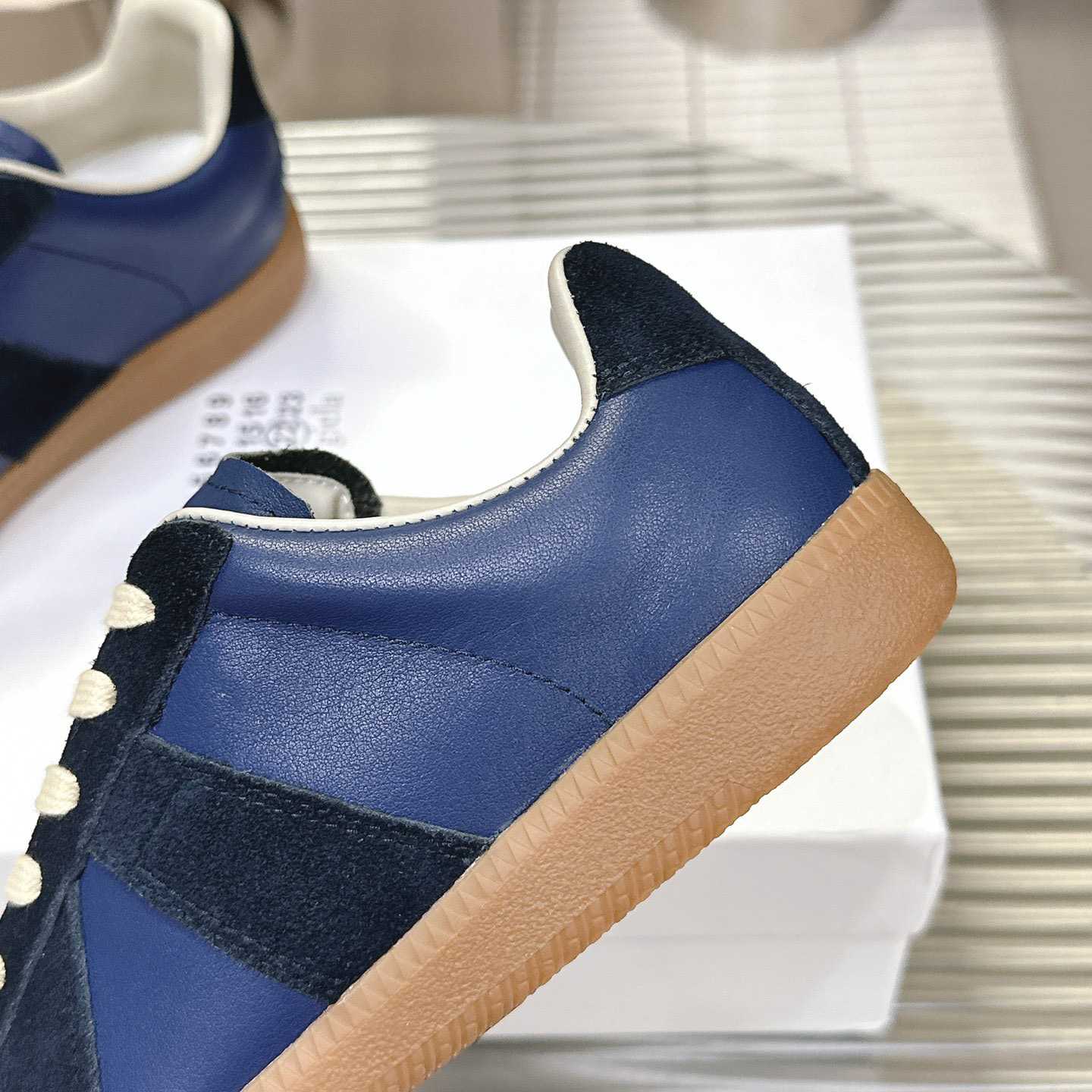 Maison Margiela Paint Replica Low-top Sneakers - FashionPlug