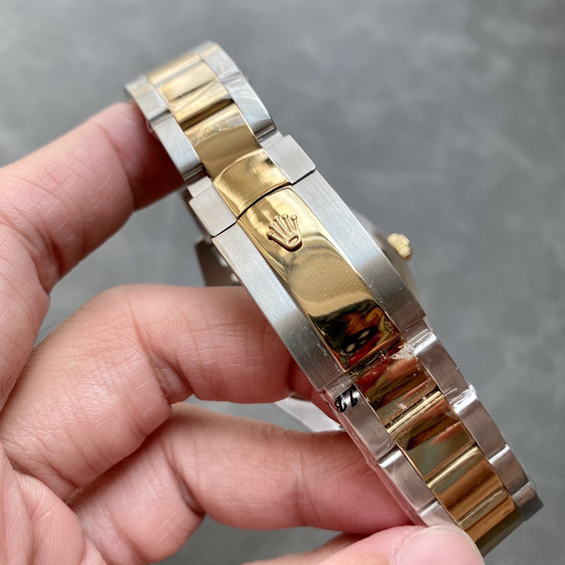 Rolex Sky-Dweller Watch - FashionPlug