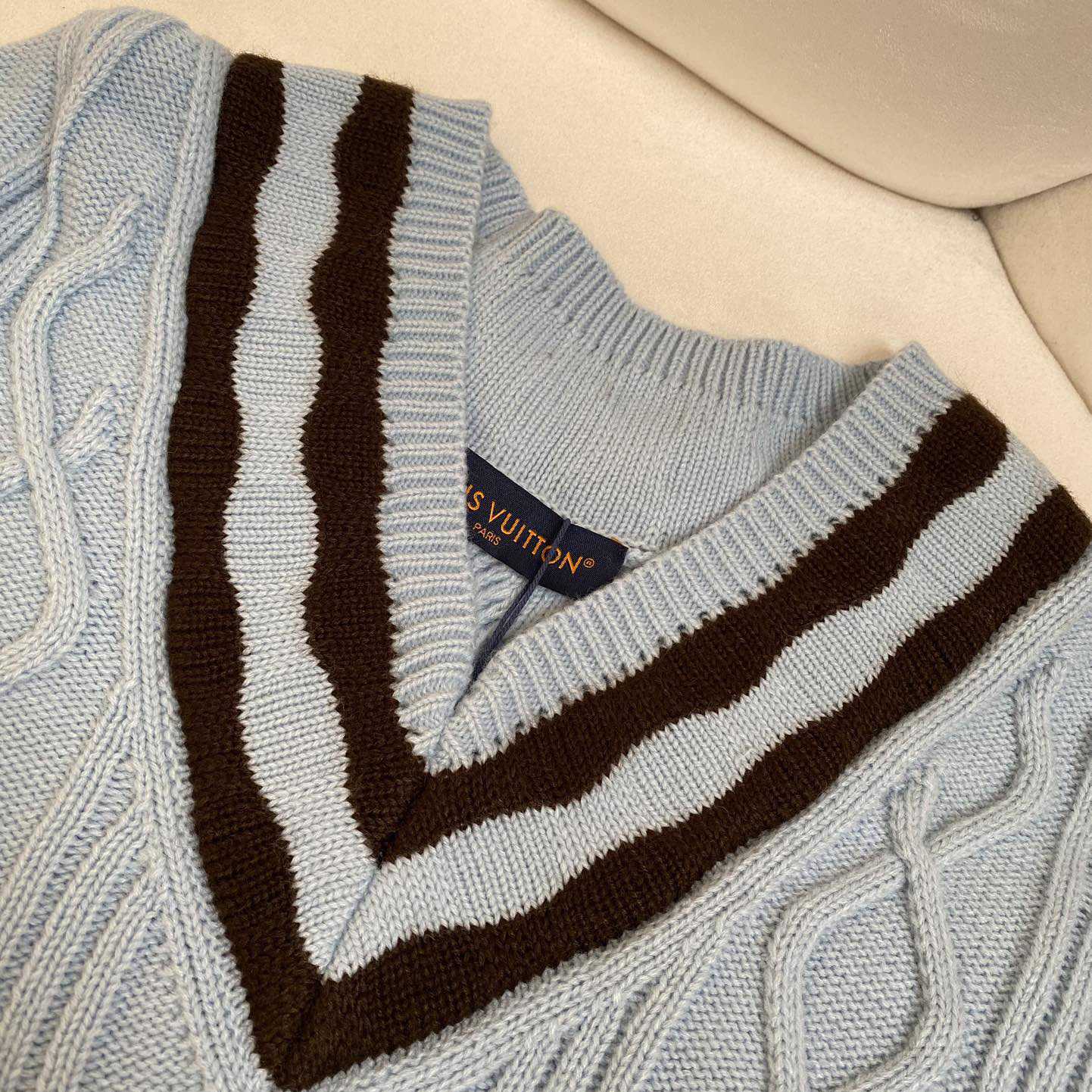 Louis Vuitton Cable-Knit Wool And Mohair V-Neck Pullover   1AFPYY - FashionPlug