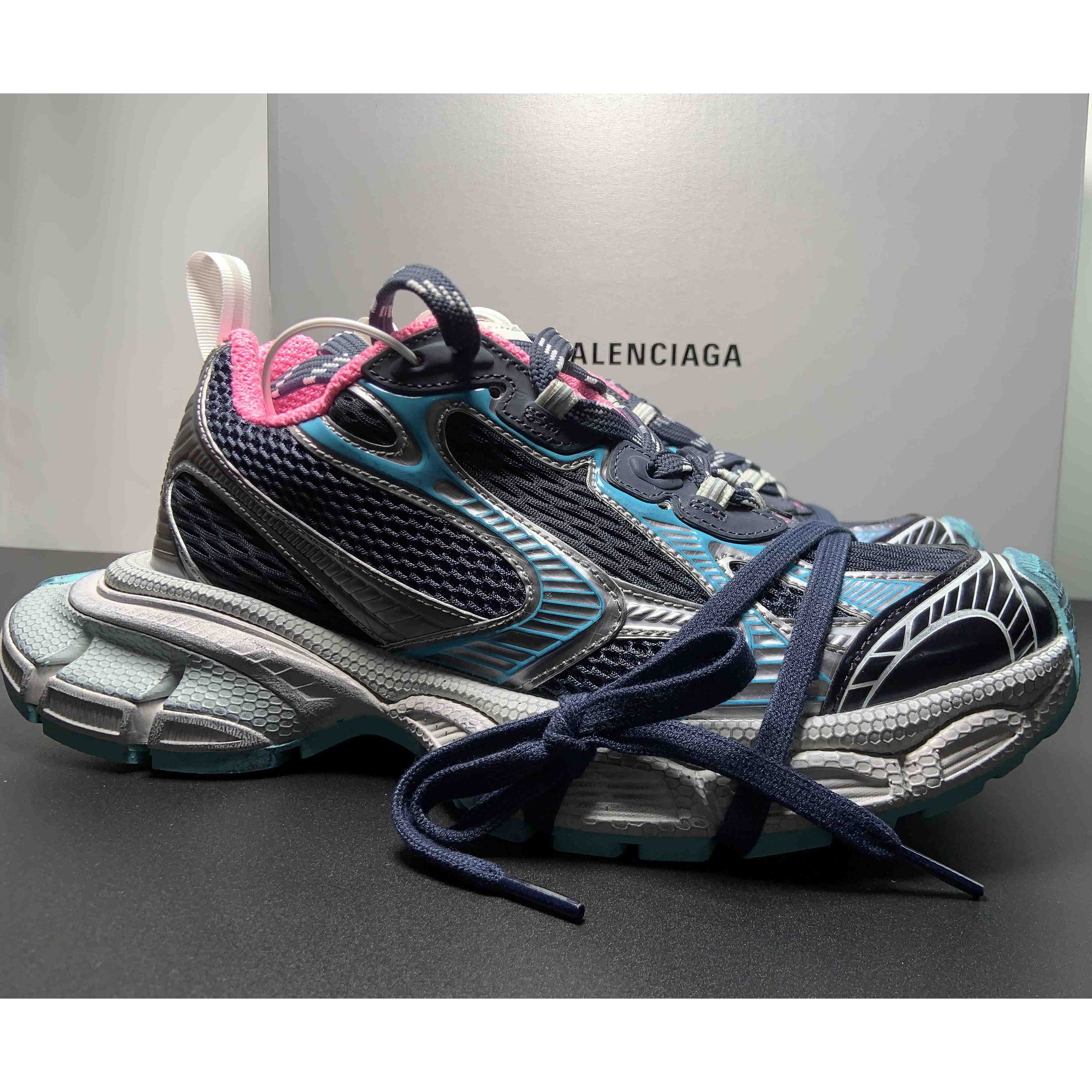 Balenciaga 3XL Sneaker - FashionPlug